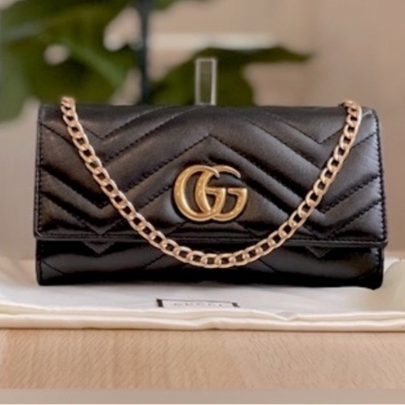Authentic Gucci Black Marmot Wallet on Chain - Picture 1 of 13